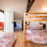 Prázdninový dům Charmante Avec Piscine Lanespede