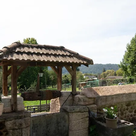 Сasa de vacaciones Charmante Avec Piscine Lanespede