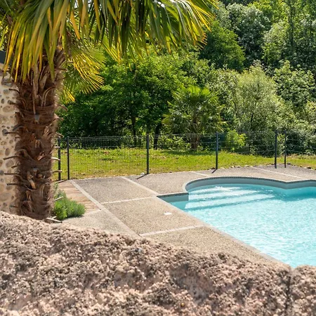 Charmante Avec Piscine Holiday home